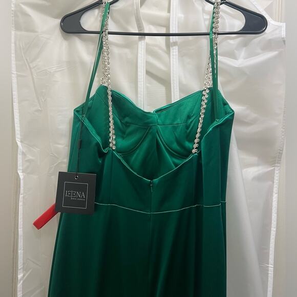 MAC DUGGAL CHARMEUSE RHINESTONE STRAP TRUMPET GOWN Sz 8 W/ Flaw - Picture 7 of 9